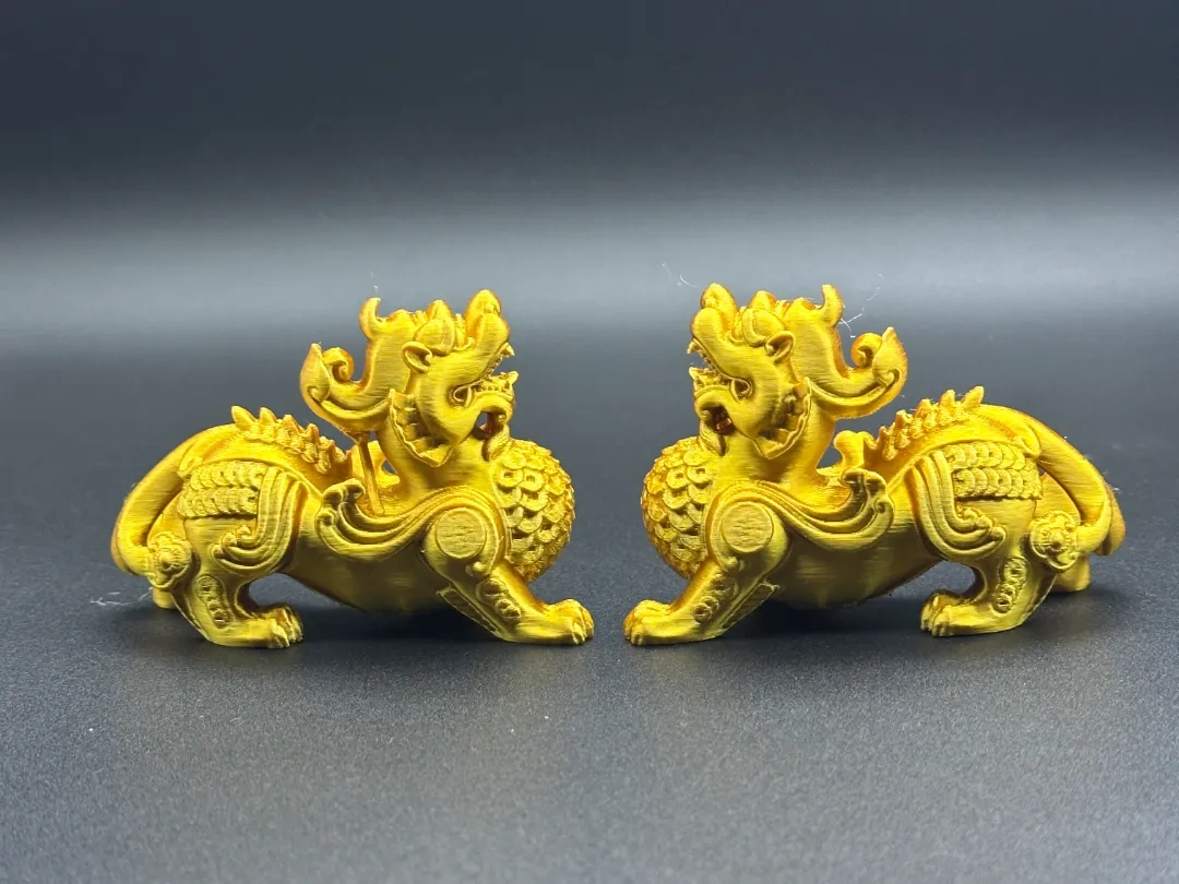 Miniatura 1 do modelo 3D 金钱貔貅（一对、单个1.8h、27g）