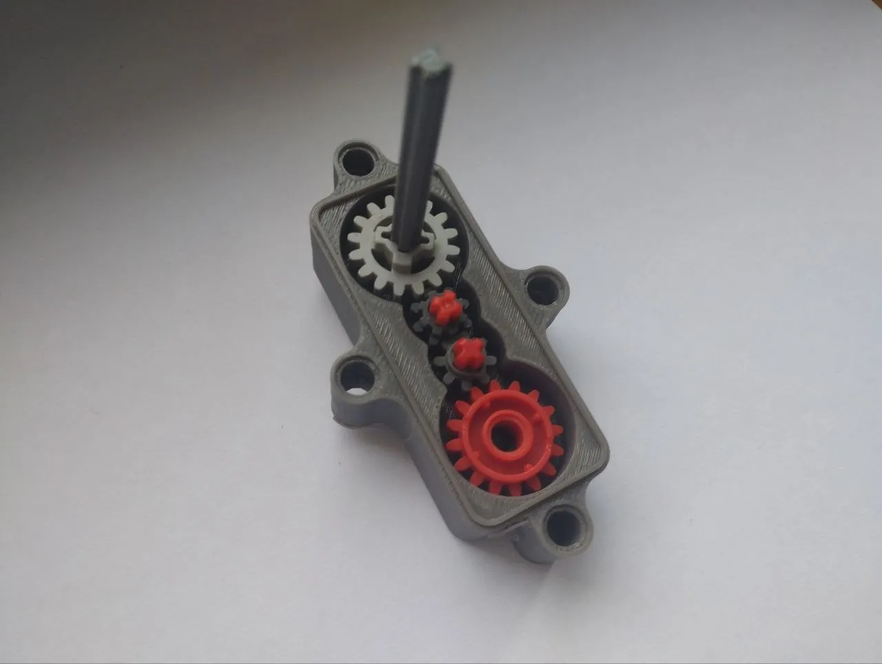 Brick gearbox casing - 2 gears view 4