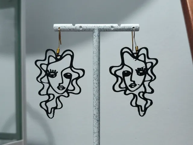Aretes Retrato Onírico