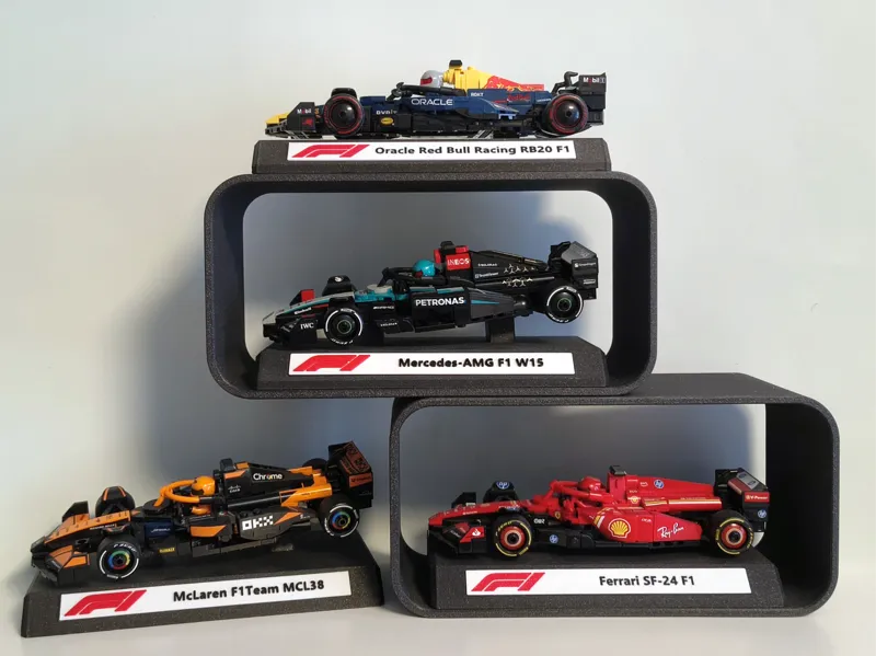 Frame/base for displaying LegoBricks F1