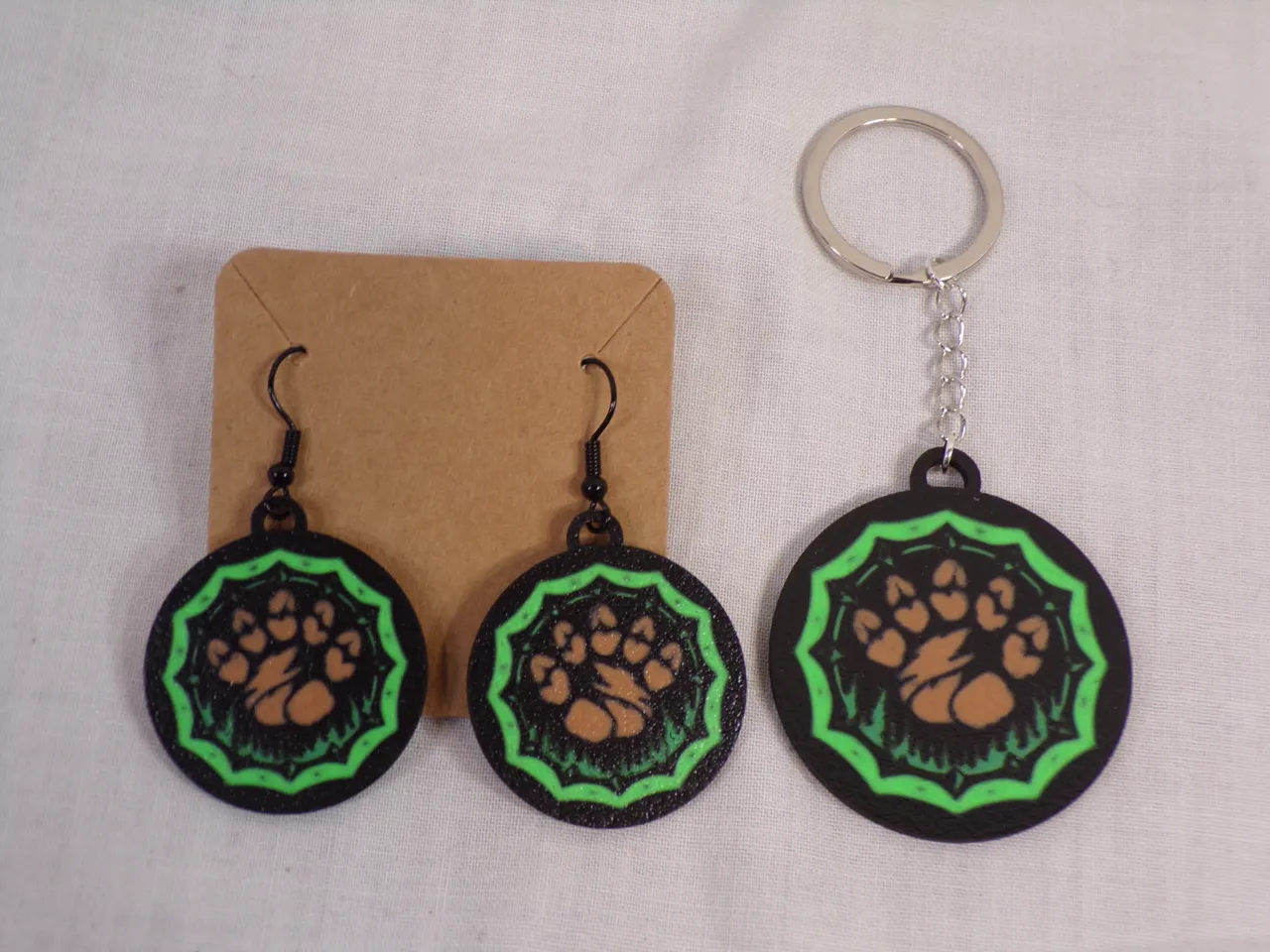 Dungeons & Dragons Class Emblem Keychain Earrings view 4