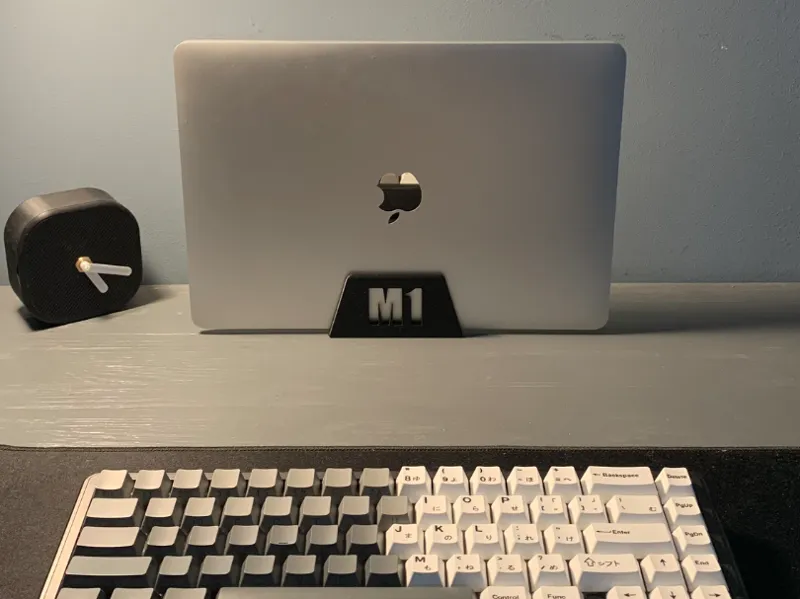 MacBook Air M1 Vertical Stand