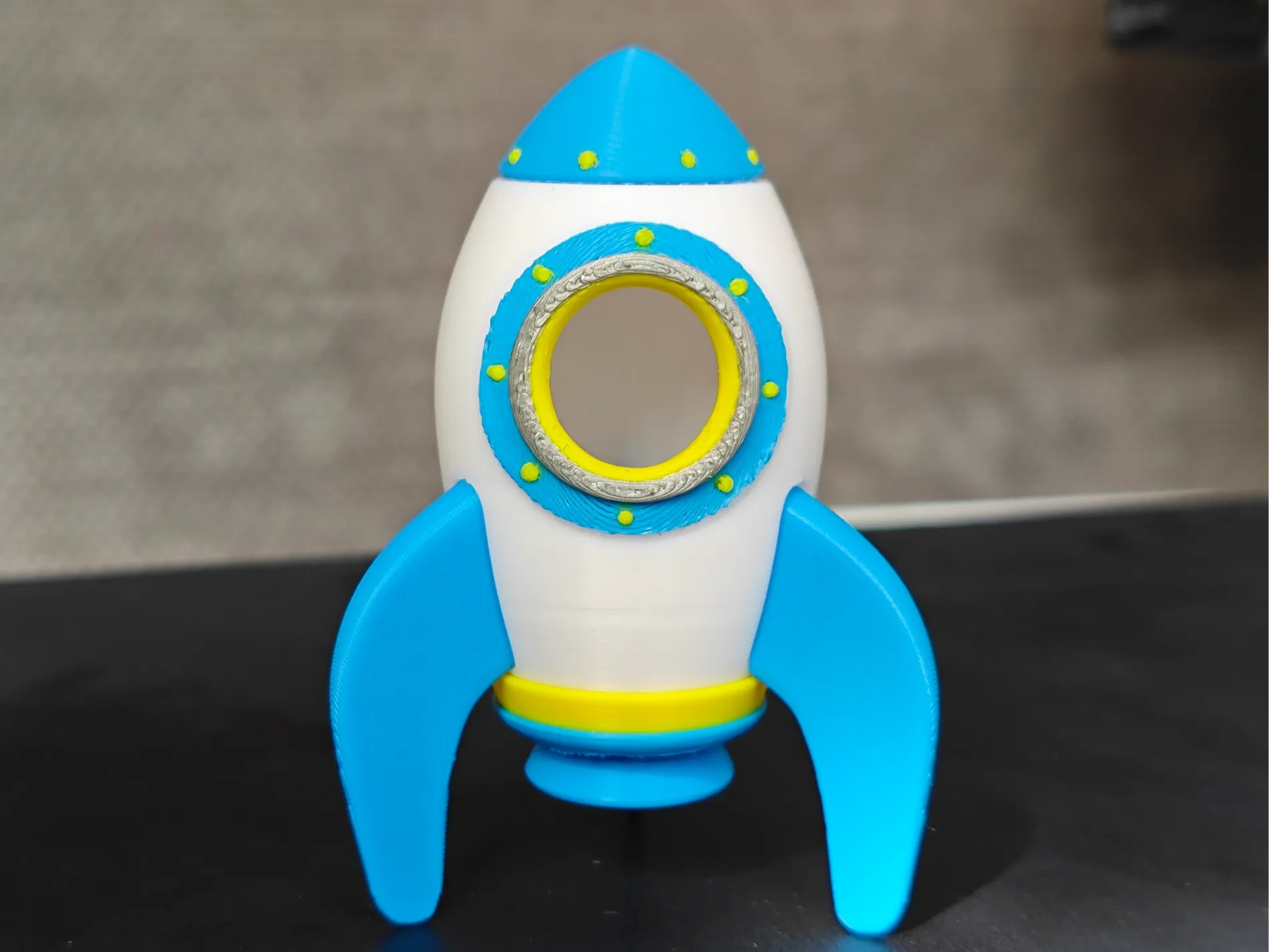 Miniatura 1 do modelo 3D 小火箭-随身倒流香薰