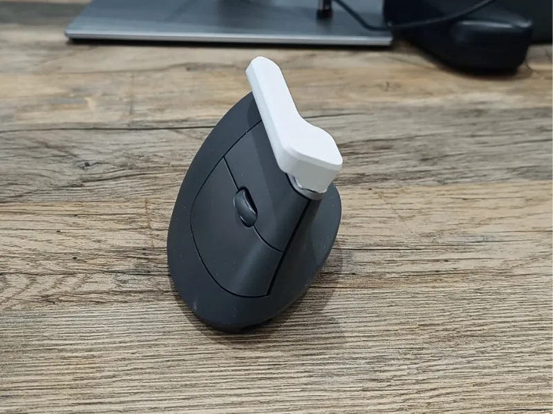 MX Vertical Lift Grip
