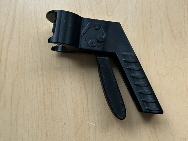 https://makerworld.bblmw.com/makerworld/model/USac12fa3050437/design/2025-08-05_3c811883398788.jpeg