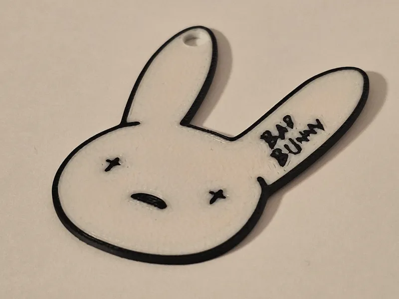 Bad Bunny Logo Keychain – Scalable Keychain / Deko