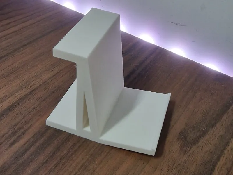 manga holder for ikea shelf