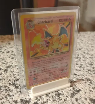 Parametric stand for sleeved card
