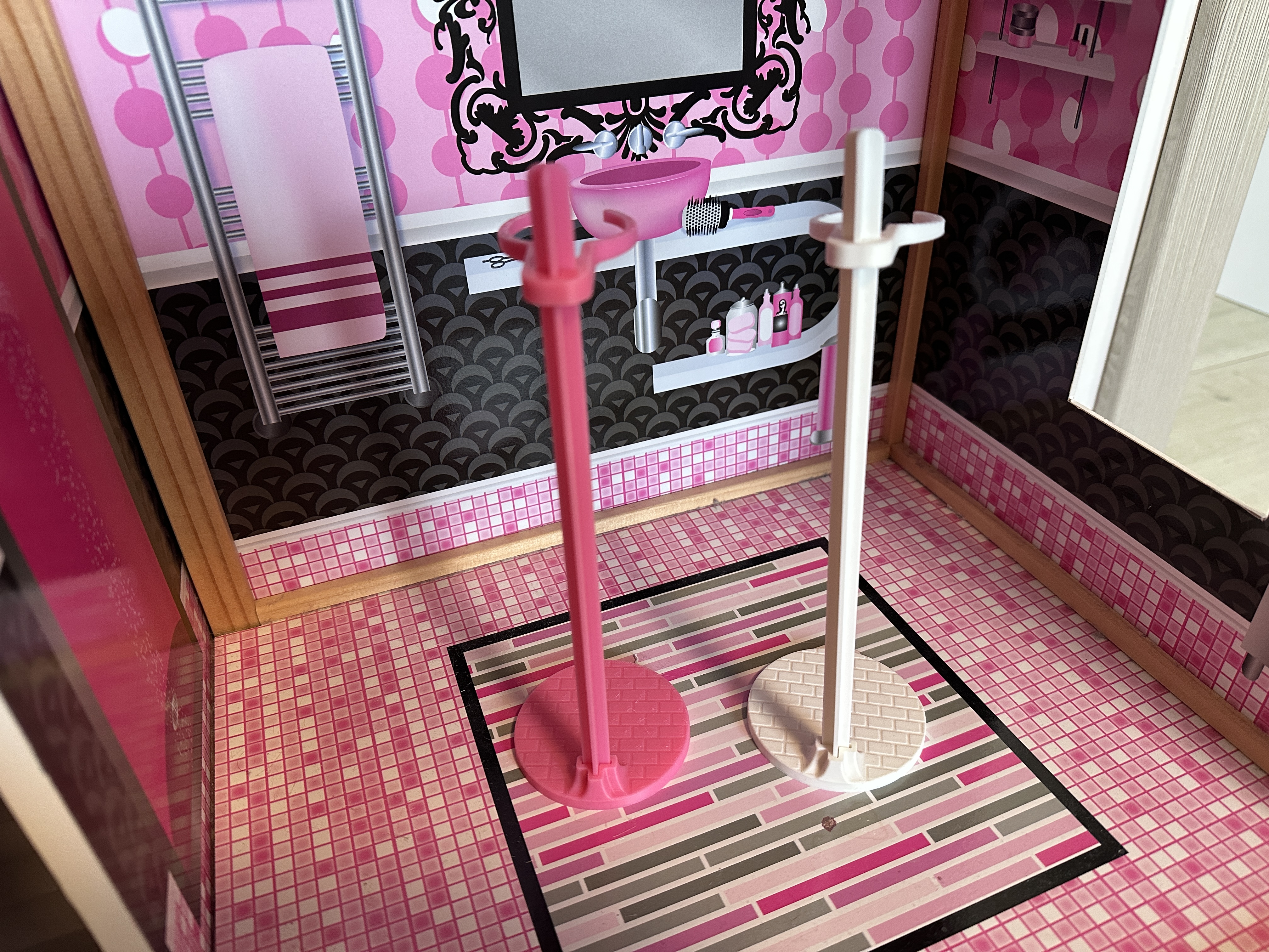 Soportes para muñecas Barbie x2 — imagen 3 de impresión 3D