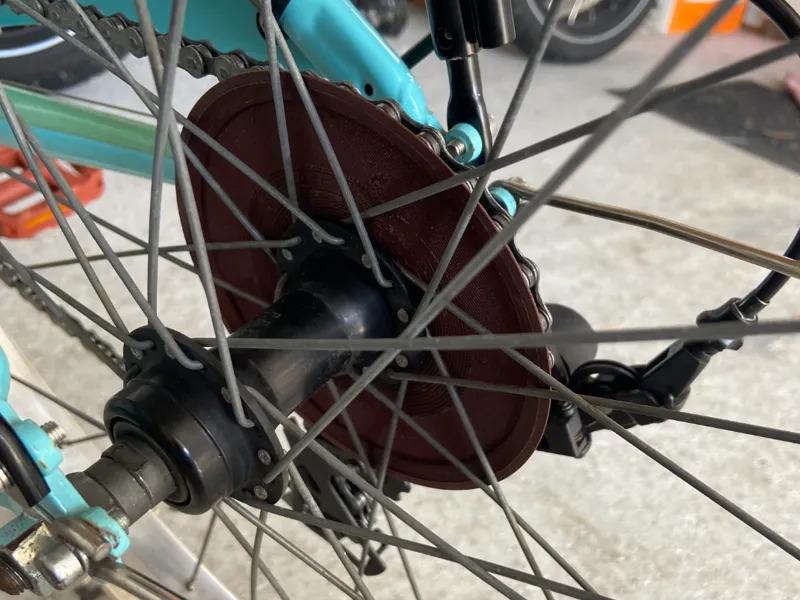 Flasque de roue arrière vélo Decathlon 24"