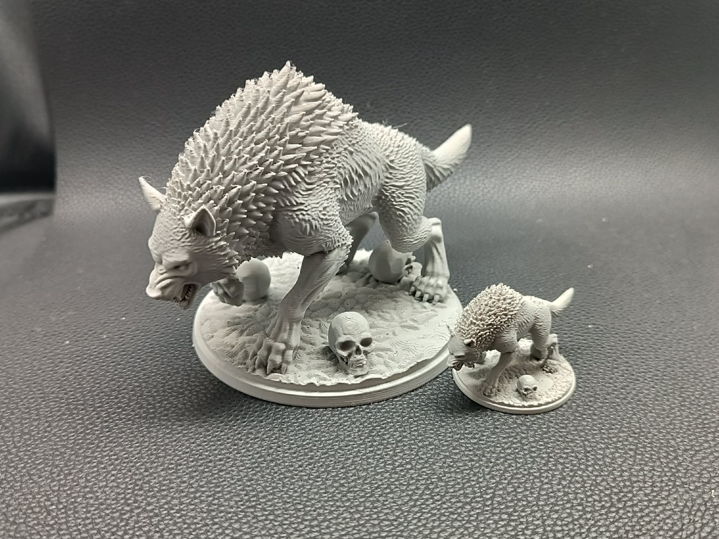 Dire Frost Wolves – RPG Miniature TTRPG - Dungeons