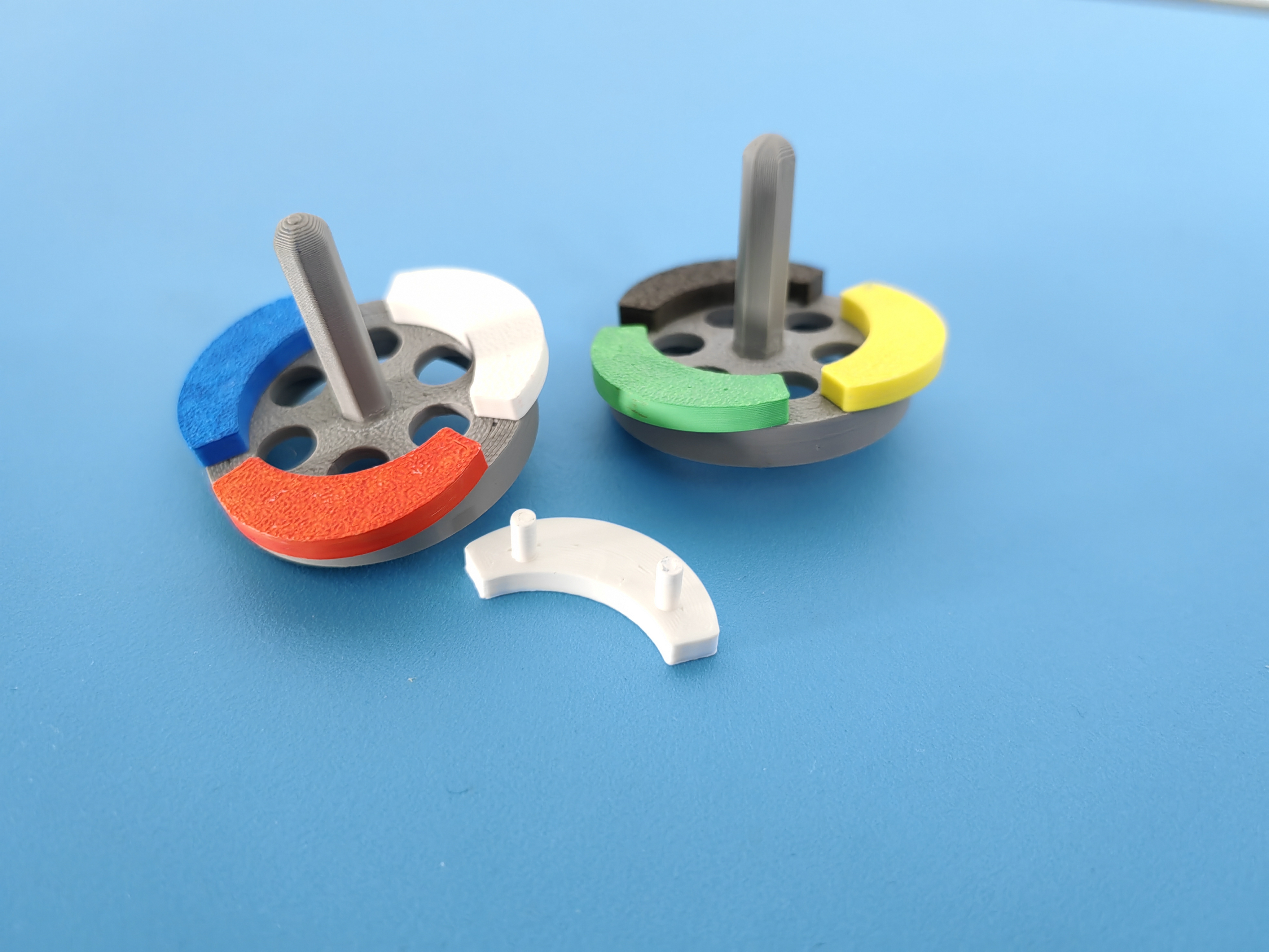 Miniatura 1 do modelo 3D 变色陀螺