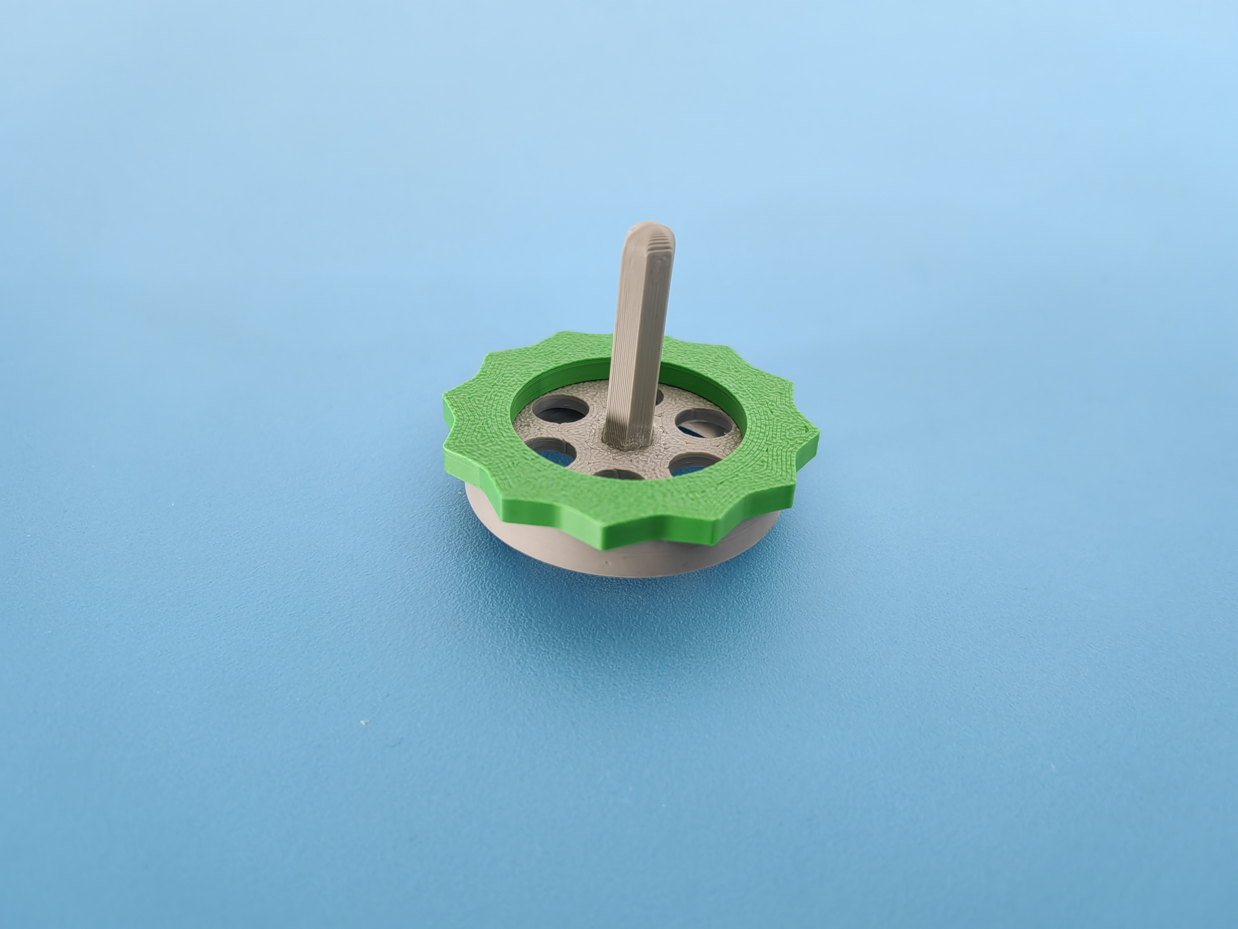 Miniatura 2 do modelo 3D 变色陀螺