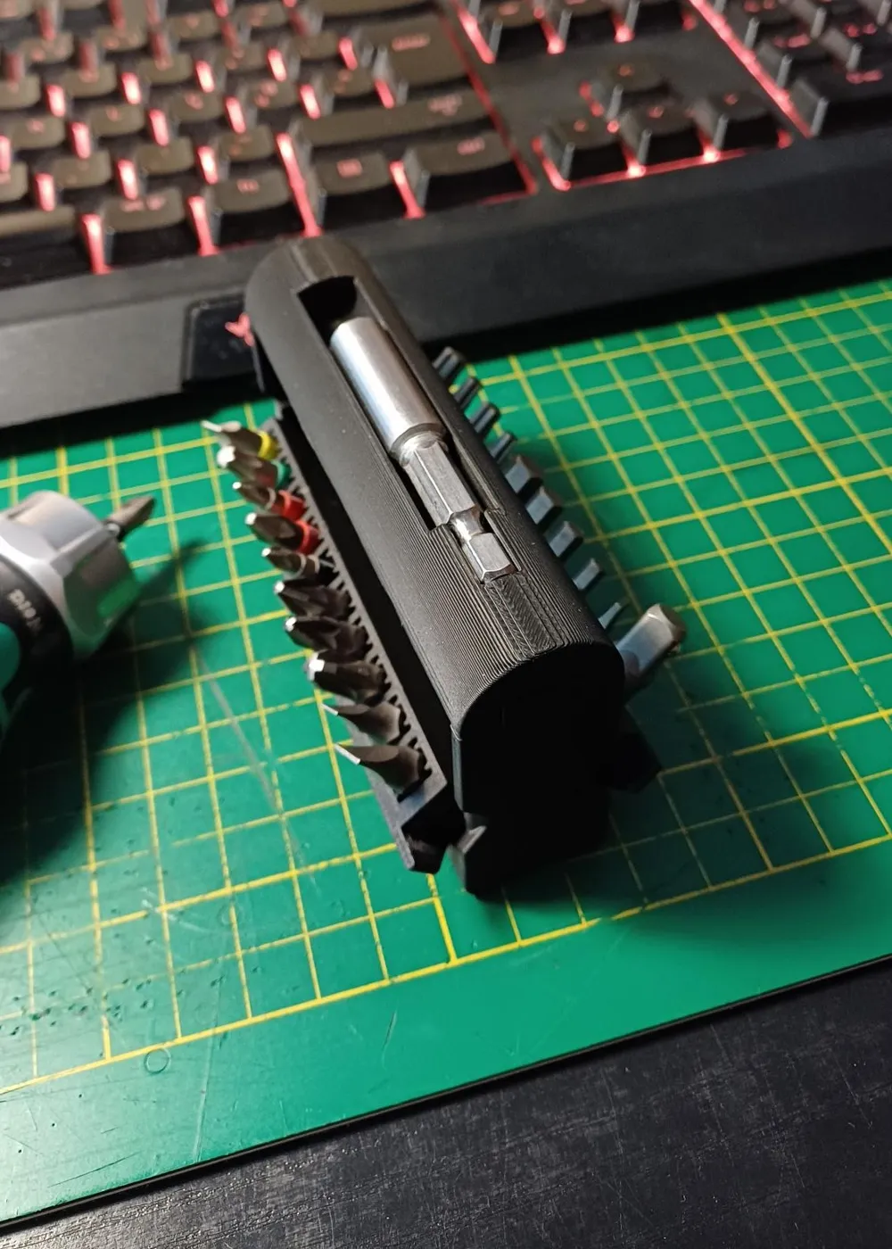 Compact Bit Holder - Free 3D Print Model - MakerWorld