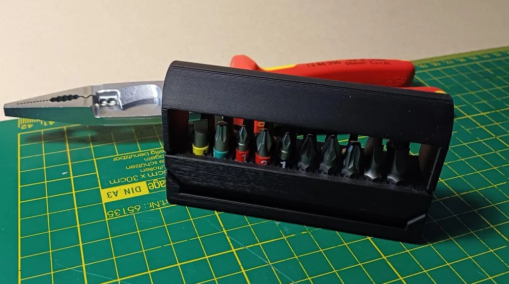 Compact Bit Holder - Free 3D Print Model - MakerWorld