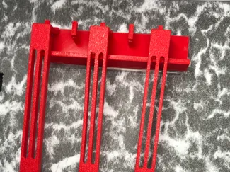 3 bag clips + 1 holder