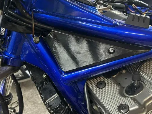SUZUKI GSF600 BANDIT 1996 - 2005 Side cover