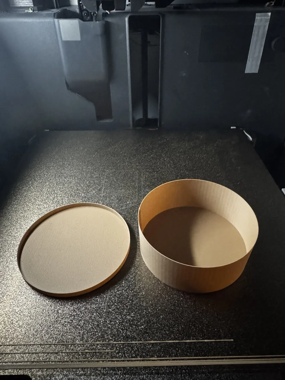 Parametric UltraLight Round Box with Press-On Lid - Free 3D Print Model ...