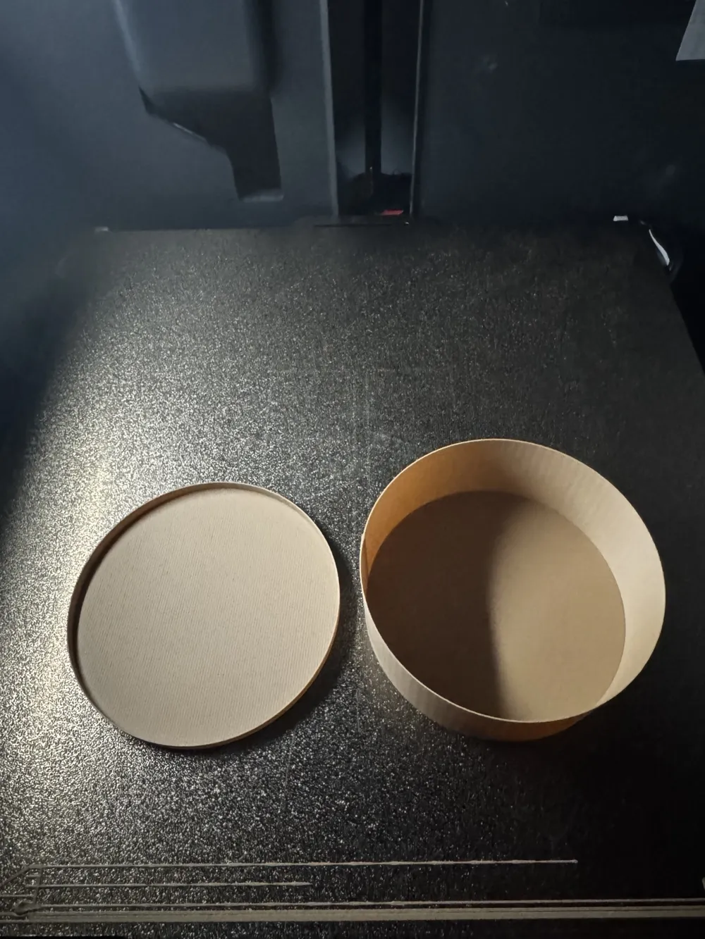 Parametric UltraLight Round Box with Press-On Lid - Free 3D Print Model ...