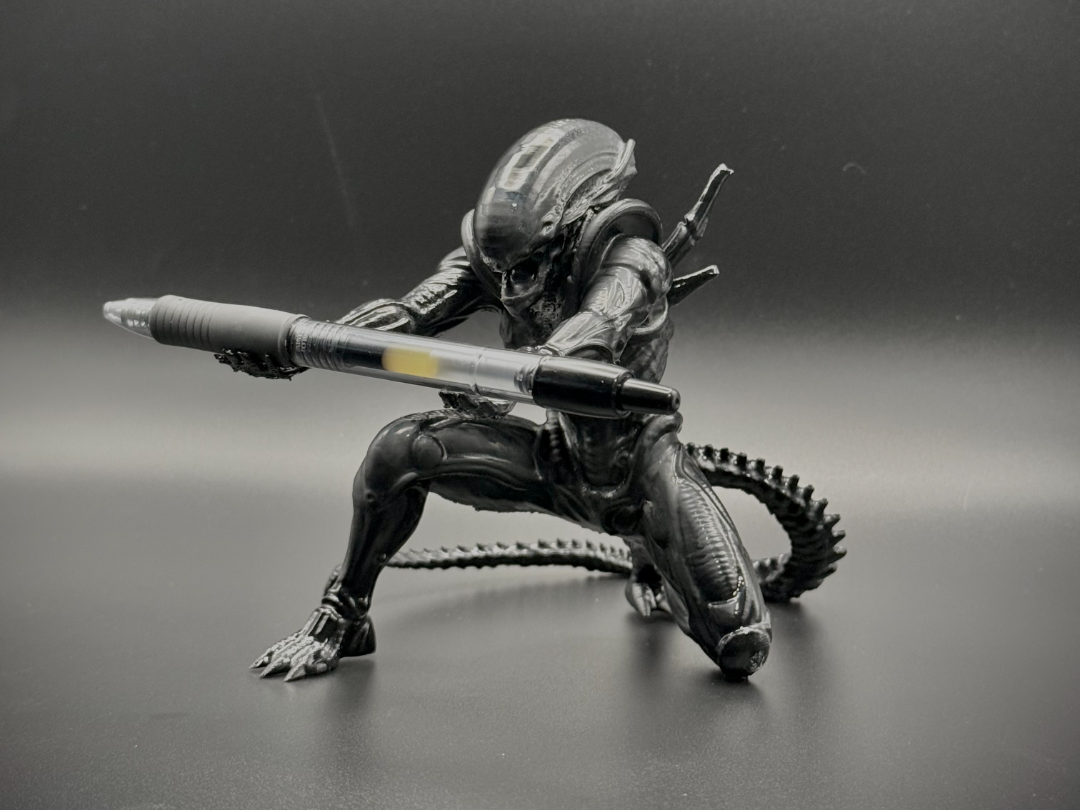 "Alien" Xenomorph Pen Holder - Custom Desk Decor!