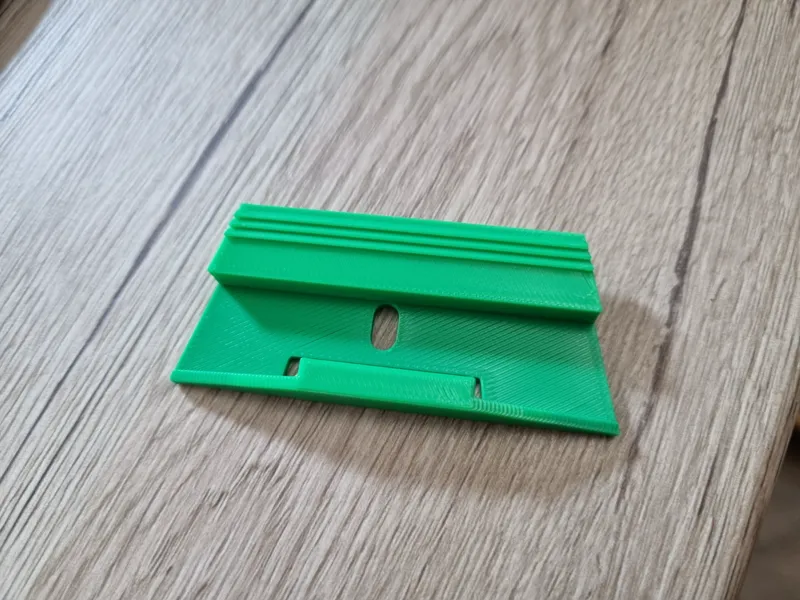 Sockelleiste Leistenclip / Skirting clips