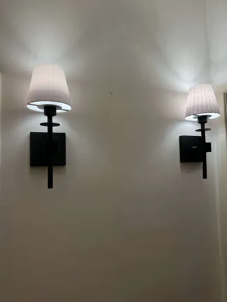wall lamp