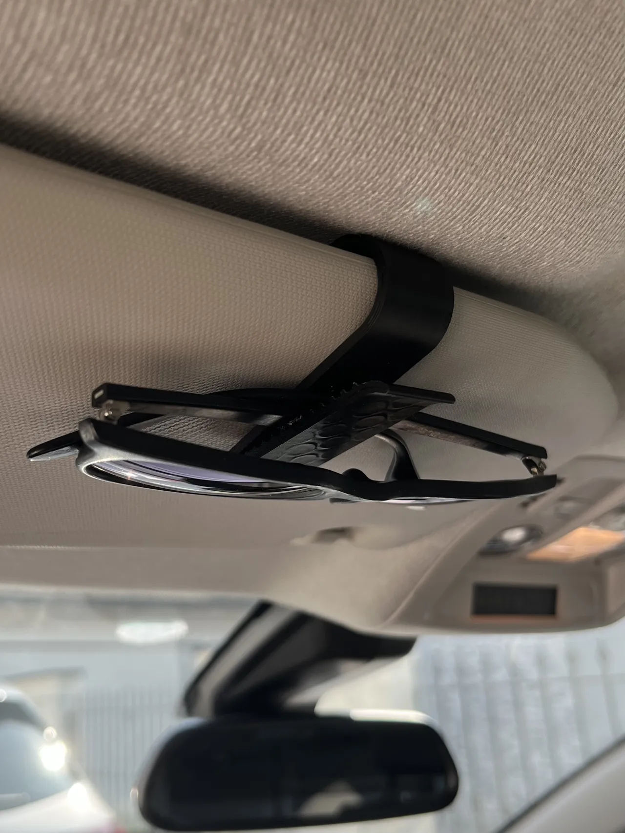 CAR VISOR SUNGLASSES HOLDER view 4