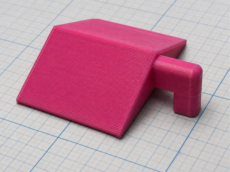 Pegboard headphone mount