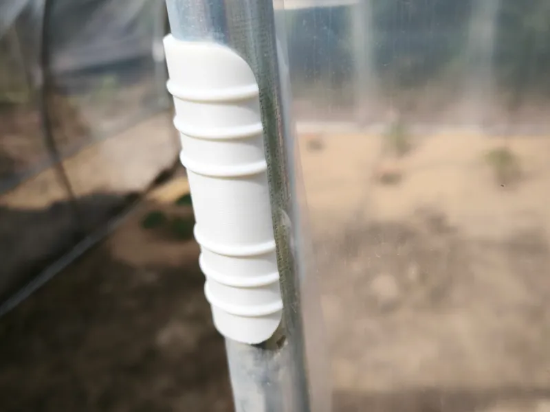 clip greenhouse 9inch44