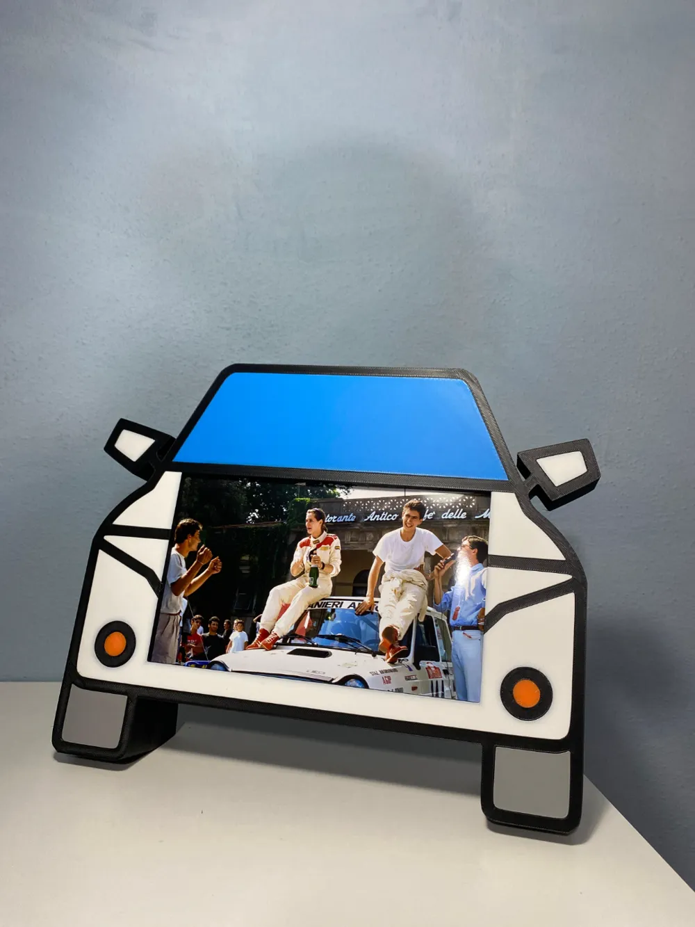 Video Frame Car Car Photo Frame - Free 3D Print Model - MakerWorld