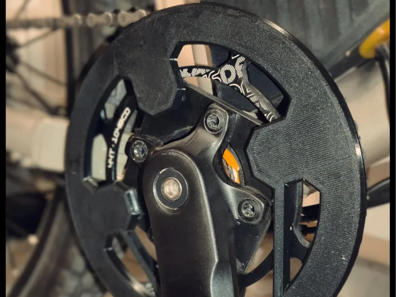 BIKE BASHRING / CHAIN GUARD 44T 104BCD