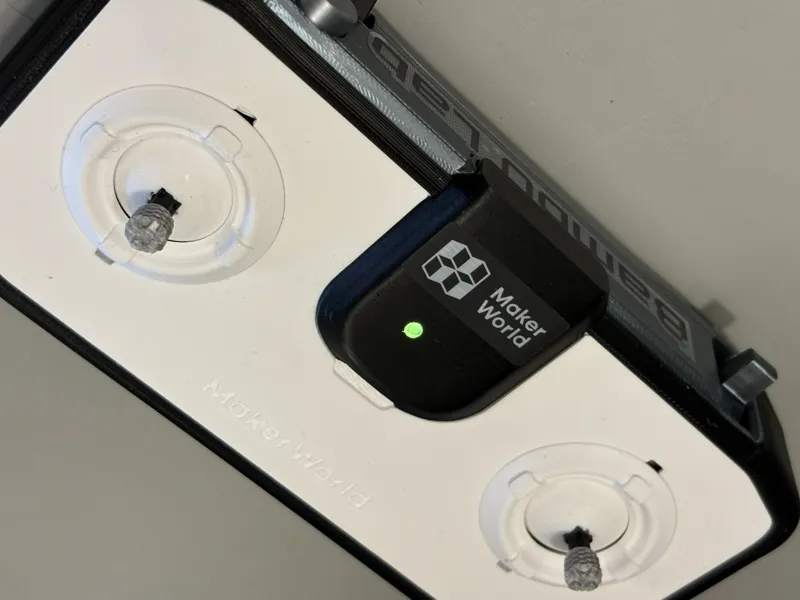 Cyberbrick Official Standard Remote status hole
