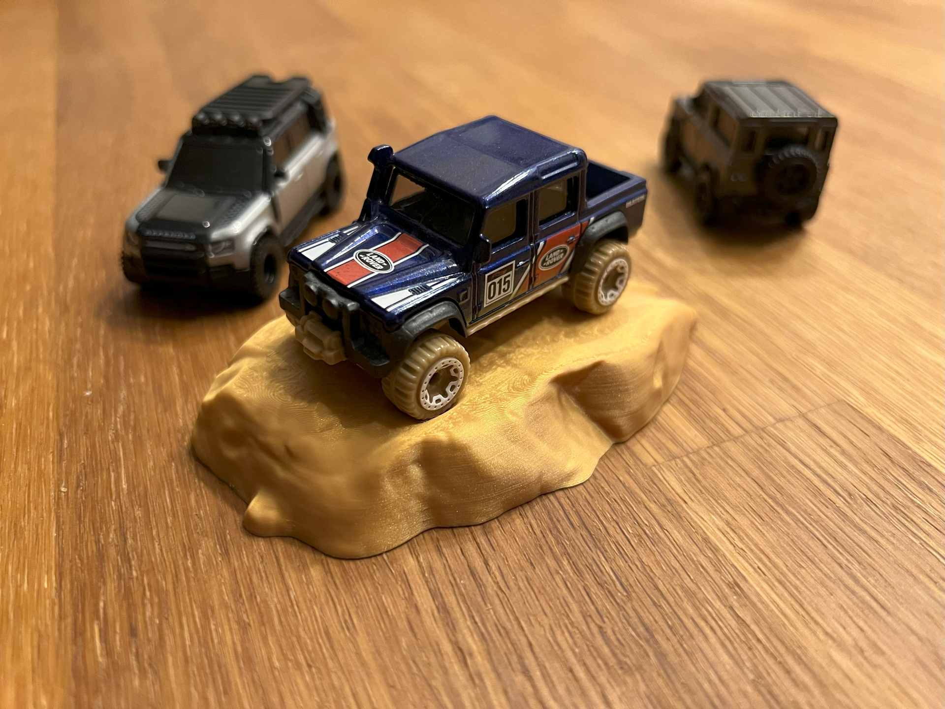 offroad Terrain THREE 1/64 scale diorama garage