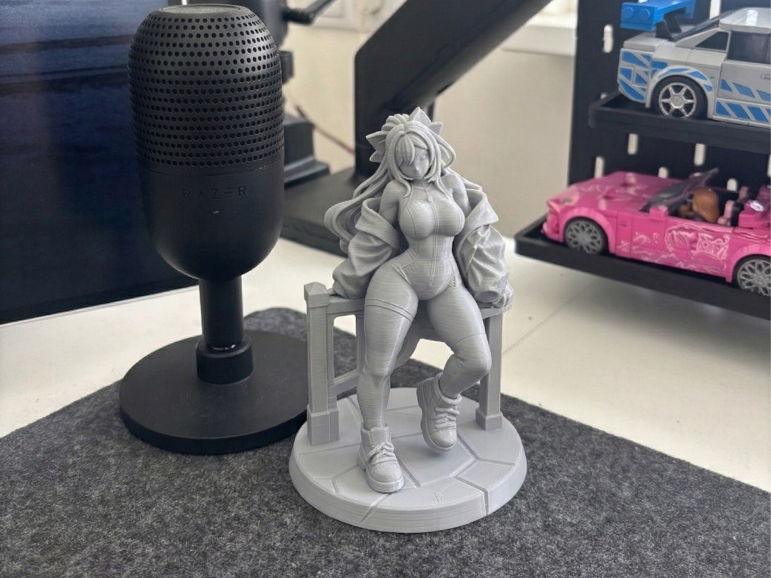 Neko Streetwear Girl | Stylish Cat-Ear Figure