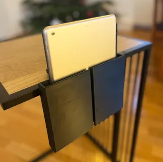 Tablet holder for tables