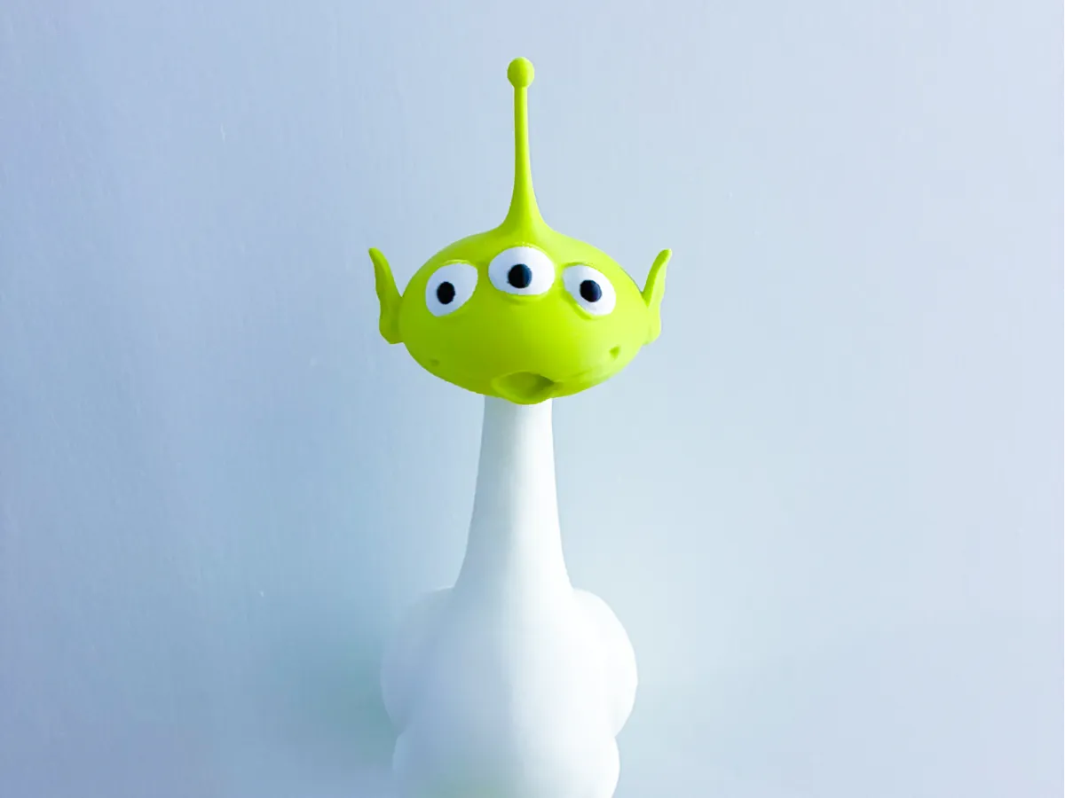 Alien Desk Model Alien Desk Goose Gear - Free 3D Print Model - MakerWorld