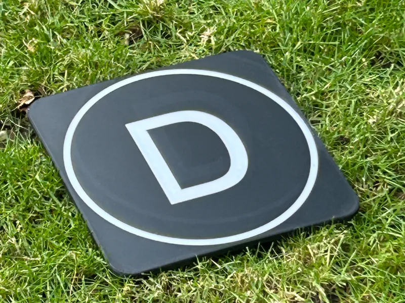Compact Mini-Drone Take-Off/Landing Pad