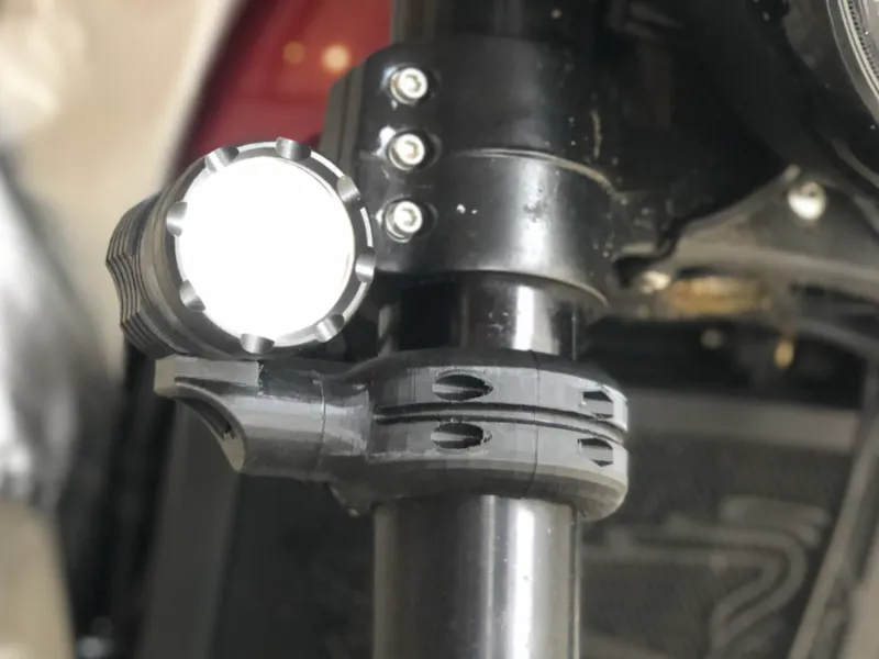 Supporto fari Benelli Leoncino