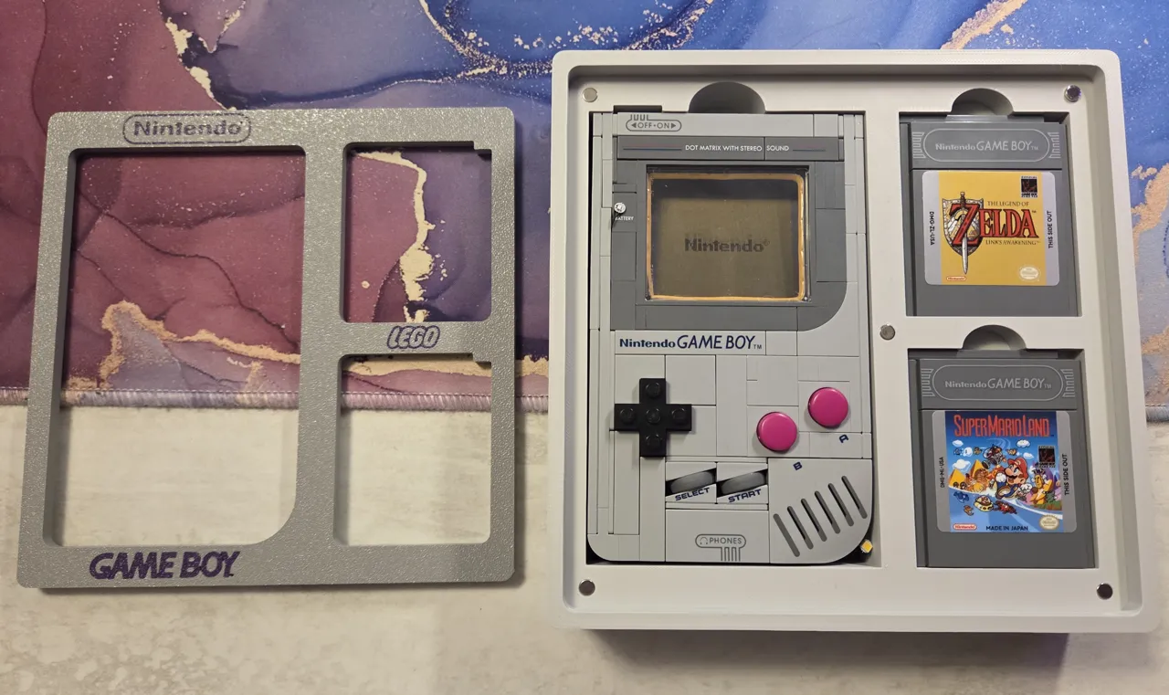 Display Case for Legoset Gameboy view 4
