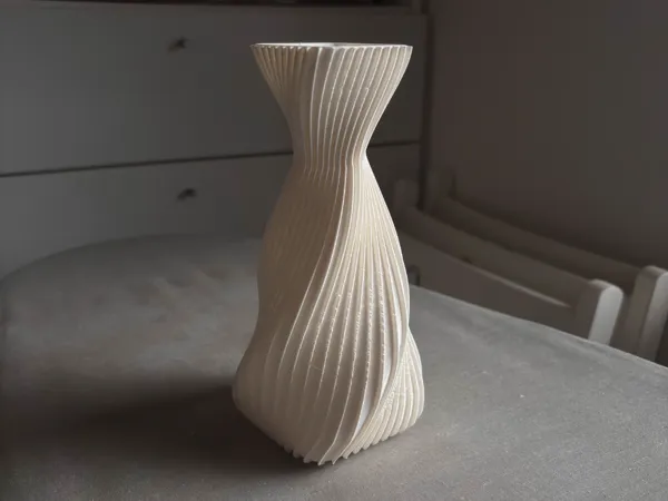 https://makerworld.bblmw.com/makerworld/model/USacbecaf172c332/design/2025-05-15_66d9686b7fd81.jpg