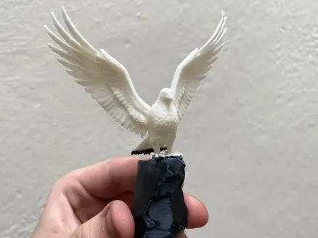 Majestic Eagle Statue - S/M/L