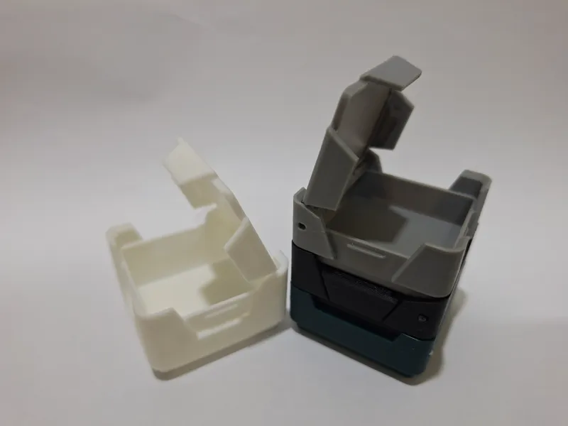 Stackable Small Gridfinity Bin with Lid