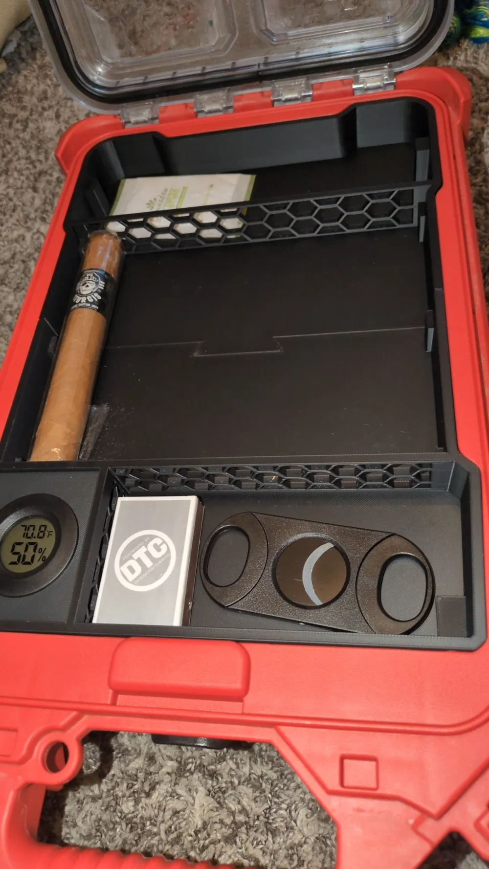 cigars vs cigarettes Blog: Cigarillos and Cigarettes: What Are the Differences?