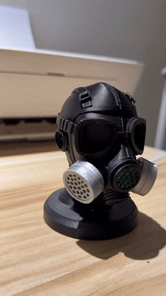 Miniatura 1 do modelo 3D 生化头盔 个性发光摆件 