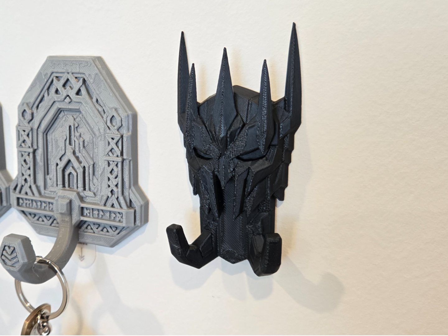 Lord Of The Rings/ The Hobbit Suaurin Wall Hook