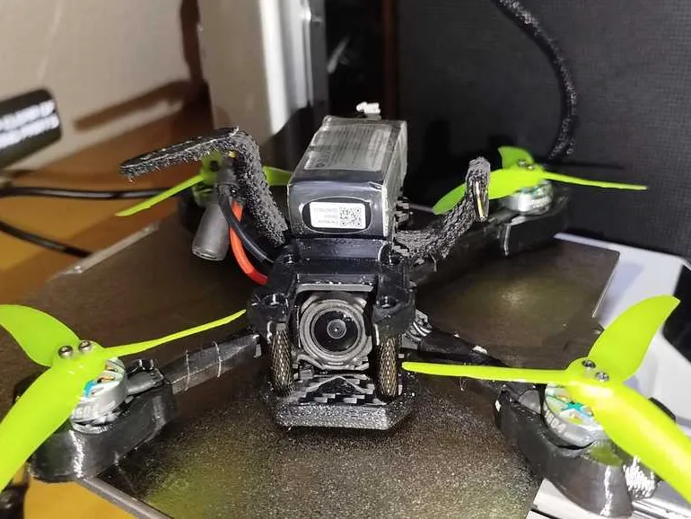 Grinderino top bumper with Battery stopper