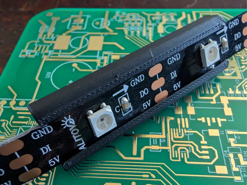 WS2812 Lightstrip Screw Mount Track