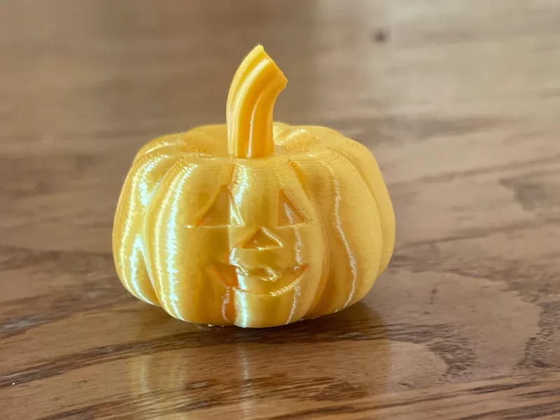 Jack-o'lantern print in place