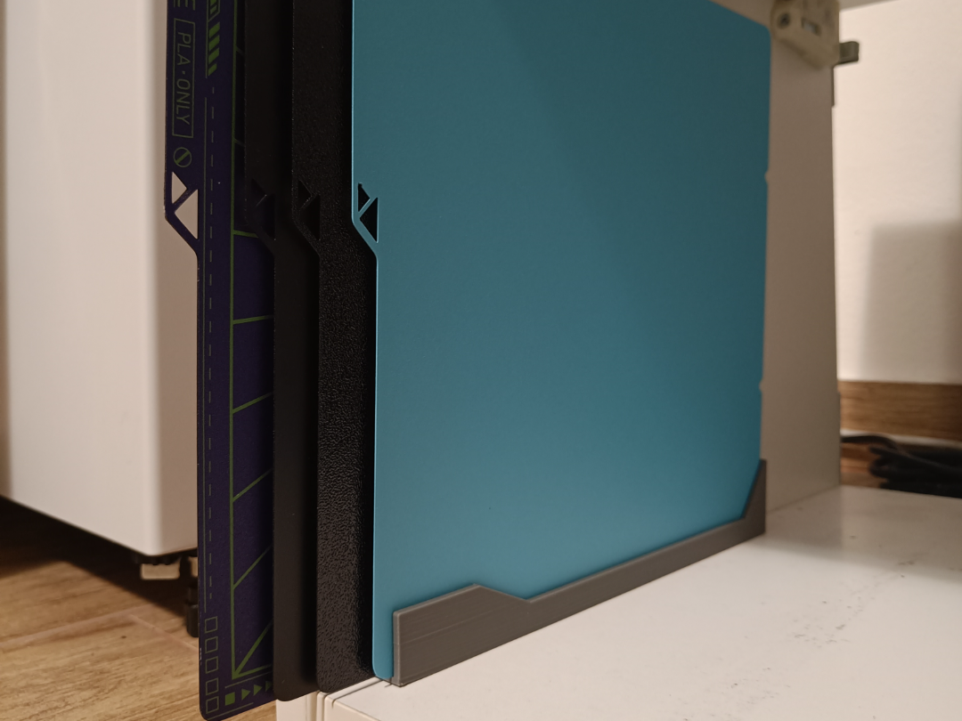 Vertical 4-Slot Build Plate Organizer (Desk Mount)