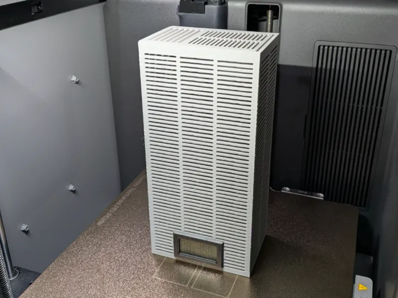 Desiccant/silica box with hygrometer slot